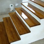 Placare scari lemn esenta stejar pe beton